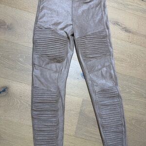 Bagatelle Taupe Ribbed Pants